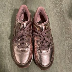 ASICS Gel Lyte lll in Pink